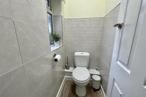 Separate WC