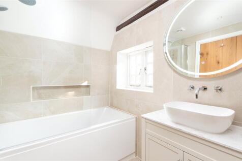 En Suite Bathroom