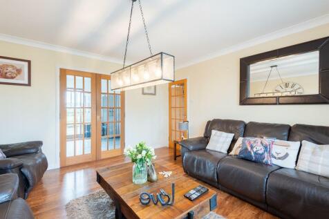 SITTING ROOM REAR