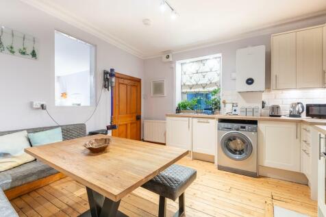 KITCHEN AGAIN
