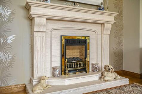 SITTING ROOM DETAIL