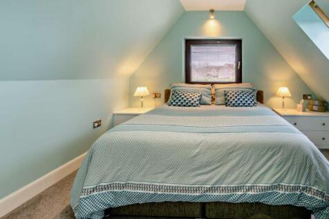 GARDEN HOUSE BEDROOM