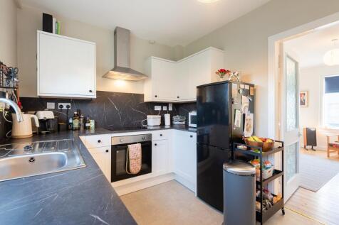 KITCHEN AGAIN