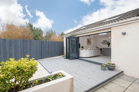 DECKING