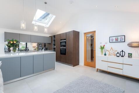 KITCHEN AGAIN