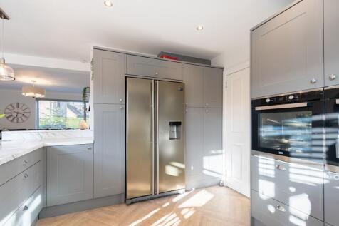 KITCHEN AGAIN