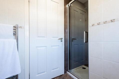 SHOWER ROOM DETAIL