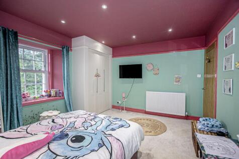 BEDROOM 2 AGAIN