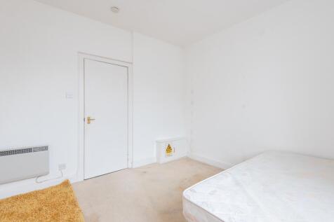 BEDROOM 2 AGAIN