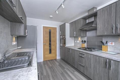 KITCHEN AGAIN
