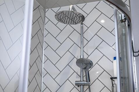 SHOWER DETAIL