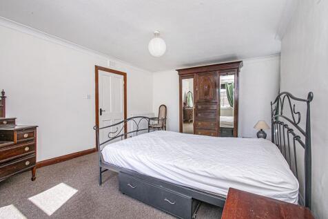 BEDROOM 1 AGAIN