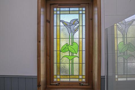 BATHROOM DETAIL