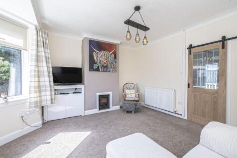 LIVING ROOM AGAIN