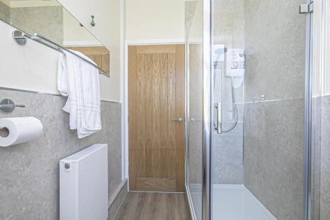 SHOWER ROOM AGAIN