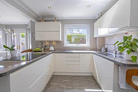 KITCHEN AGAIN