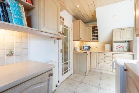 KITCHEN AGAIN
