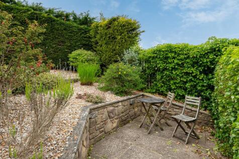 UPPER GARDEN AGAIN