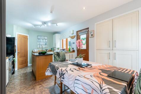 DINING TO KITCHEN