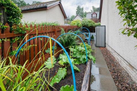 GARDEN DETAIL