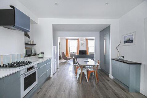 KITCHEN TO DINING