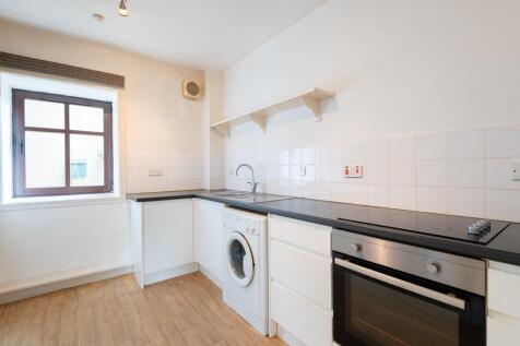 KITCHEN RIGHT