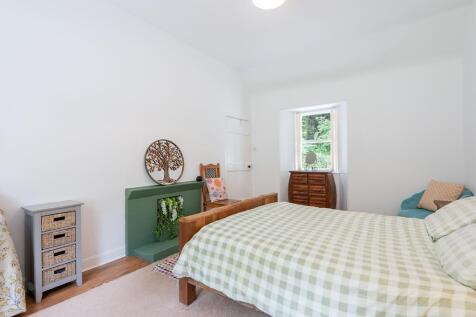 BEDROOM 1 AGAIN