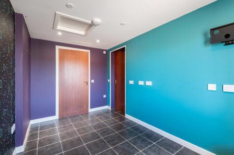 BEDROOM 4 AGAIN