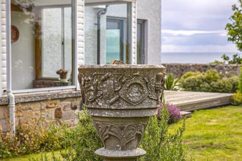 GARDEN DETAIL