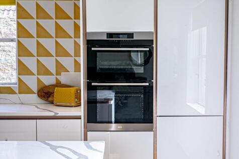 KITCHEN DETAIL