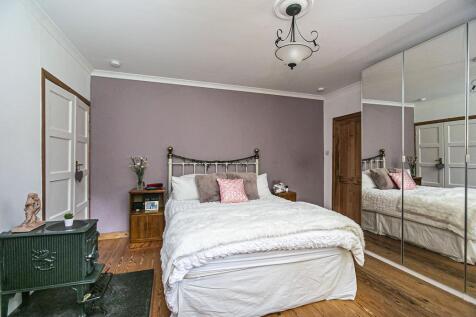 BEDROOM 1 AGAIN