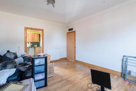 LIVING ROOM AGAIN