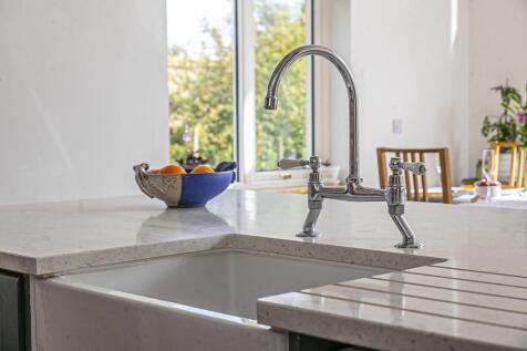 KITCHEN DETAIL