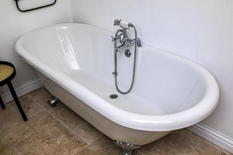 ENSUITE DETAIL