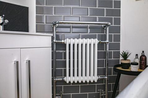 ENSUITE DETAIL