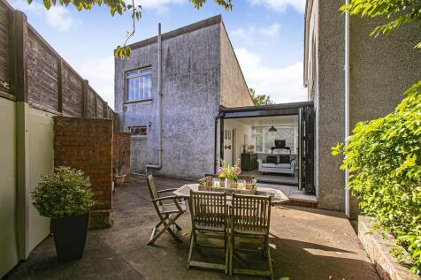 REAR PATIO