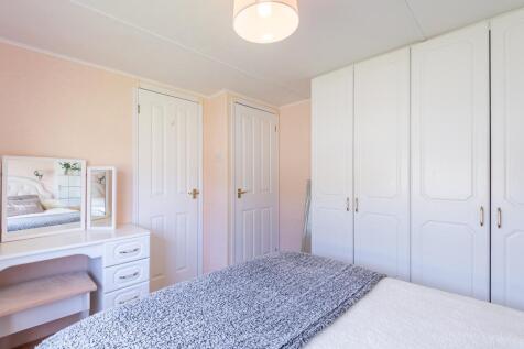 BEDROOM 1 AGAIN