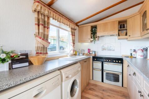 KITCHEN AGAIN