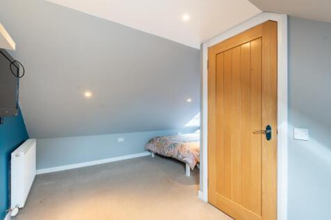 BEDROOM 5 AGAIN