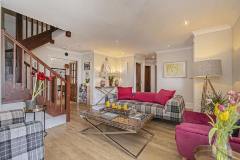 SITTING ROOM AGAIN