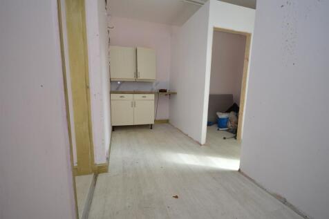Additional back room
