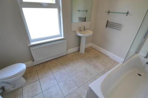 Main bathroom