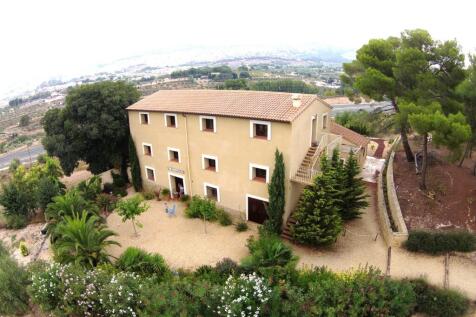 Property Image 1