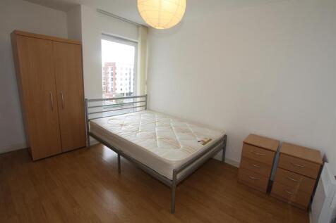Bedroom 2.JPG
