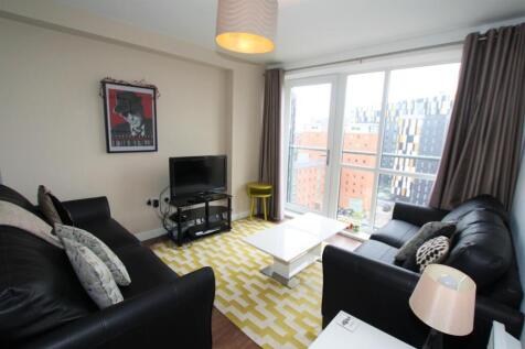 Living room 2.jpg
