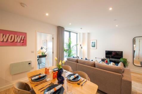 al050723-apartments-05.jpg