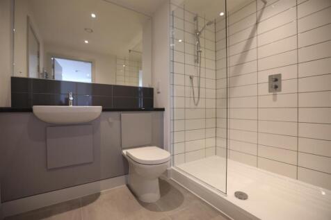 Bathroom.JPG