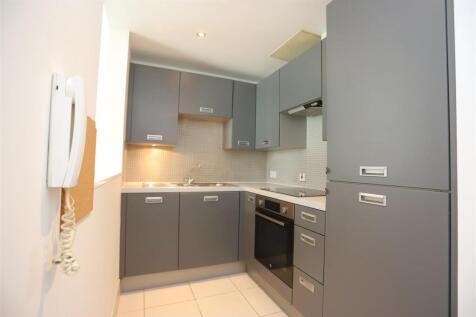 114 Burton Kitchen.jpg