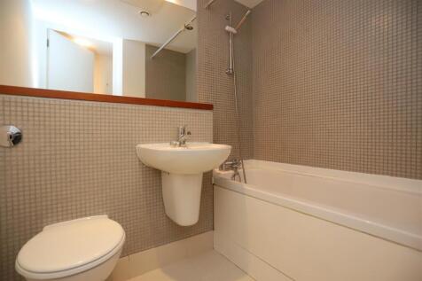 114 Burton Bathroom.jpg