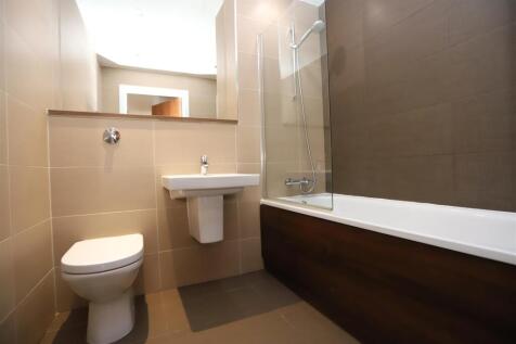 Bathroom.JPG